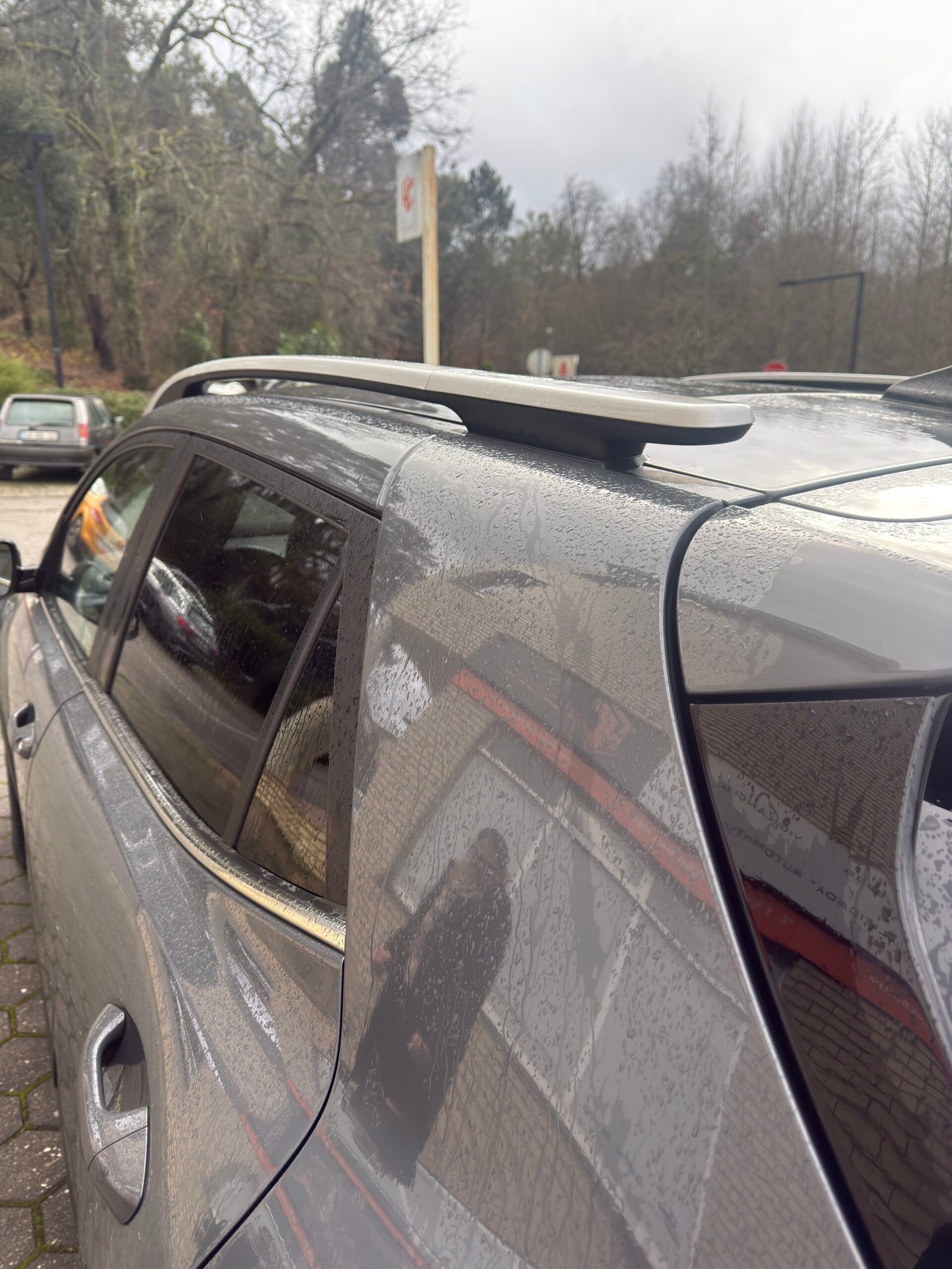 Kia Stonic 1.0 – 120cv Hybrid Edition Platine