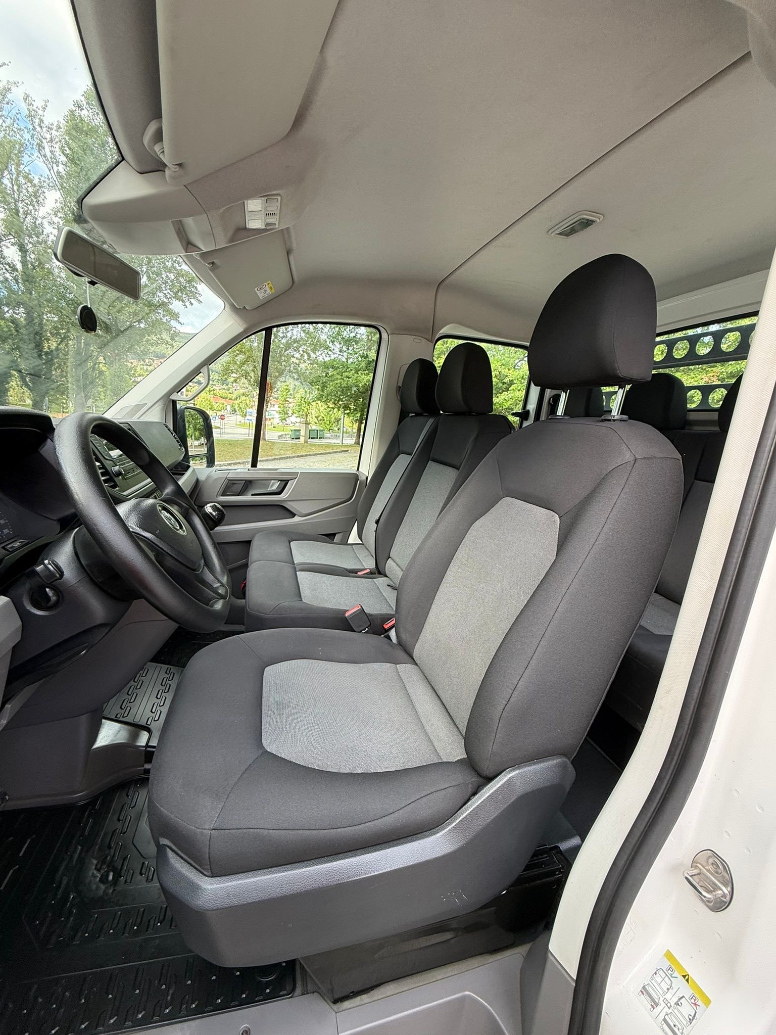 VW Crafter – 2.0 140cv – 7 Lugares