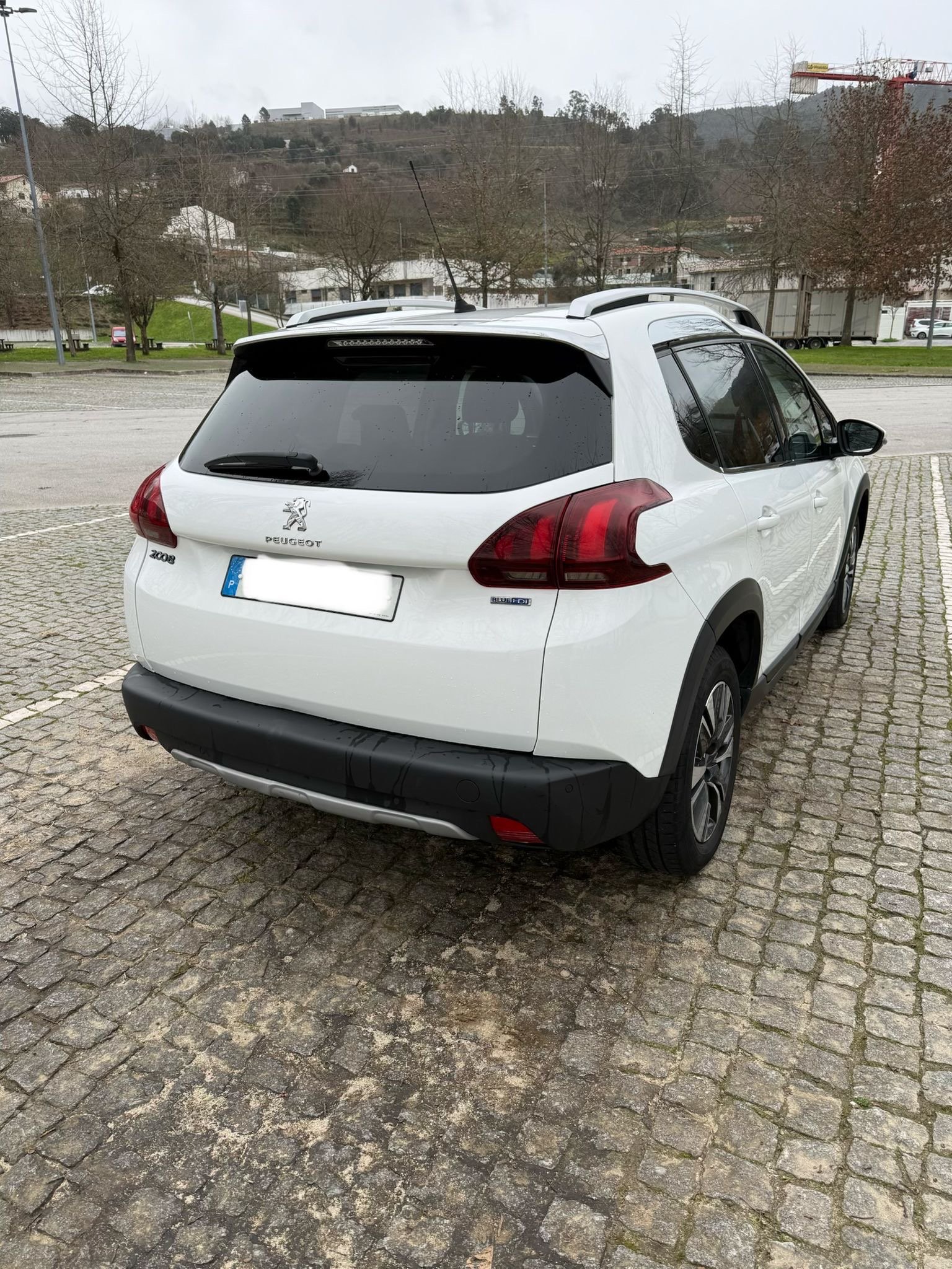 Peugeot 2008 – 1.6 120cv