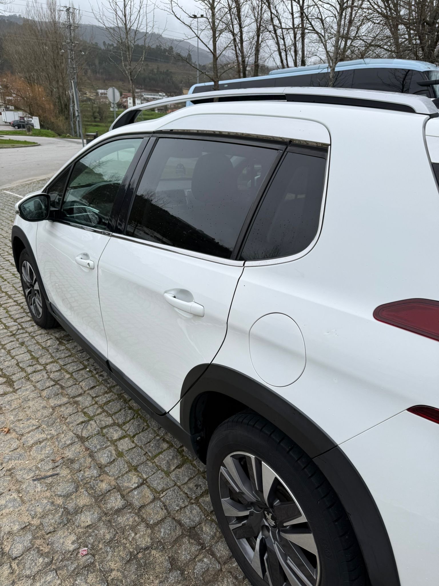 Peugeot 2008 – 1.6 120cv
