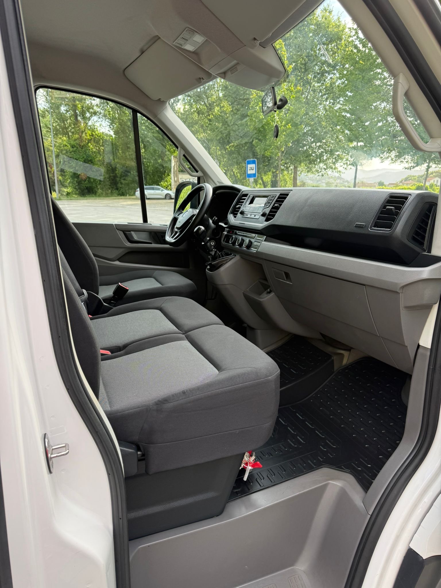 VW Crafter – 2.0 140cv – 7 Lugares